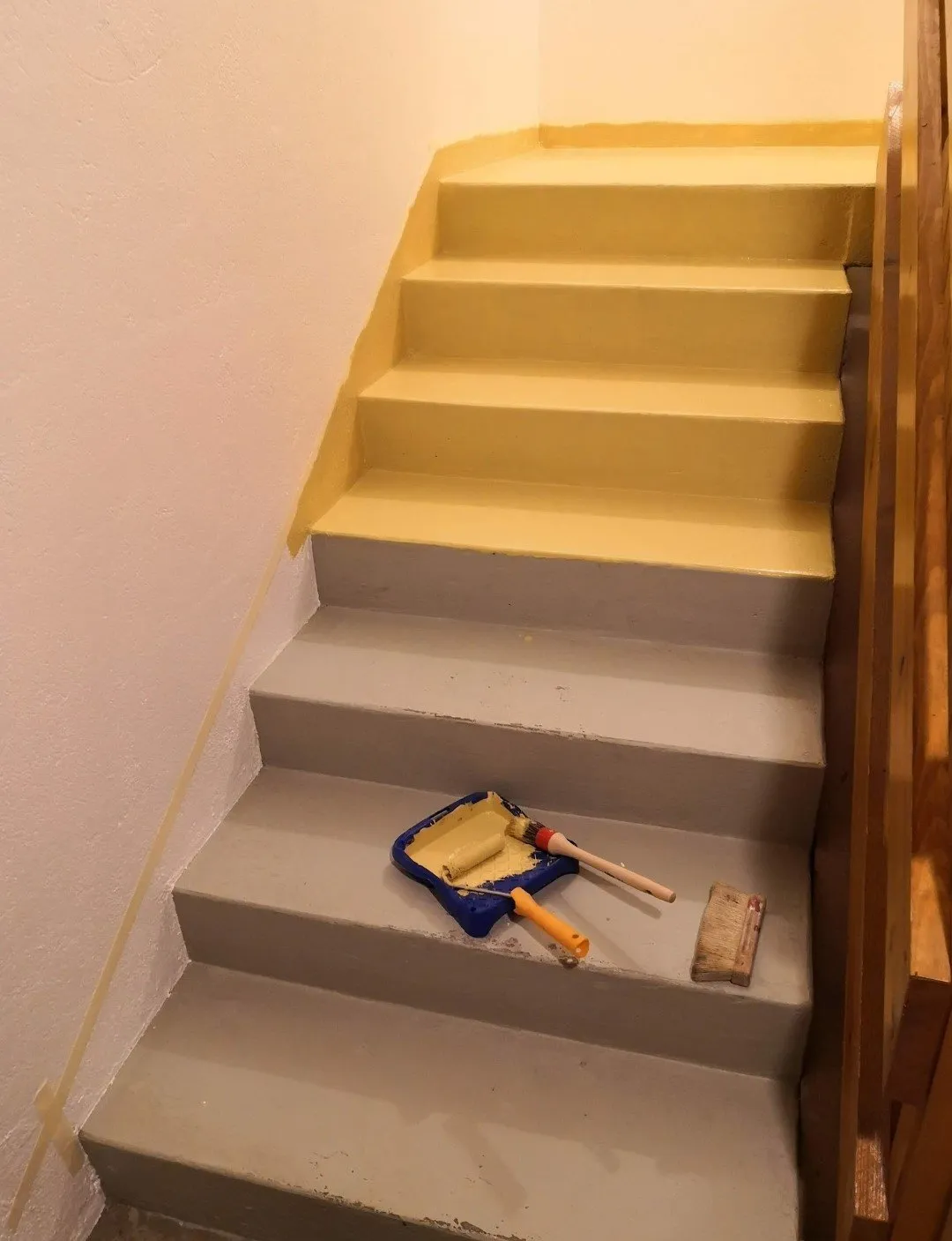 Création d'un limon en peinture sur l'escalier